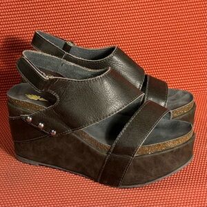 Volatile Dividion Studded Platform Sling Back Wedge Leather Sandals Women’s Sz 7